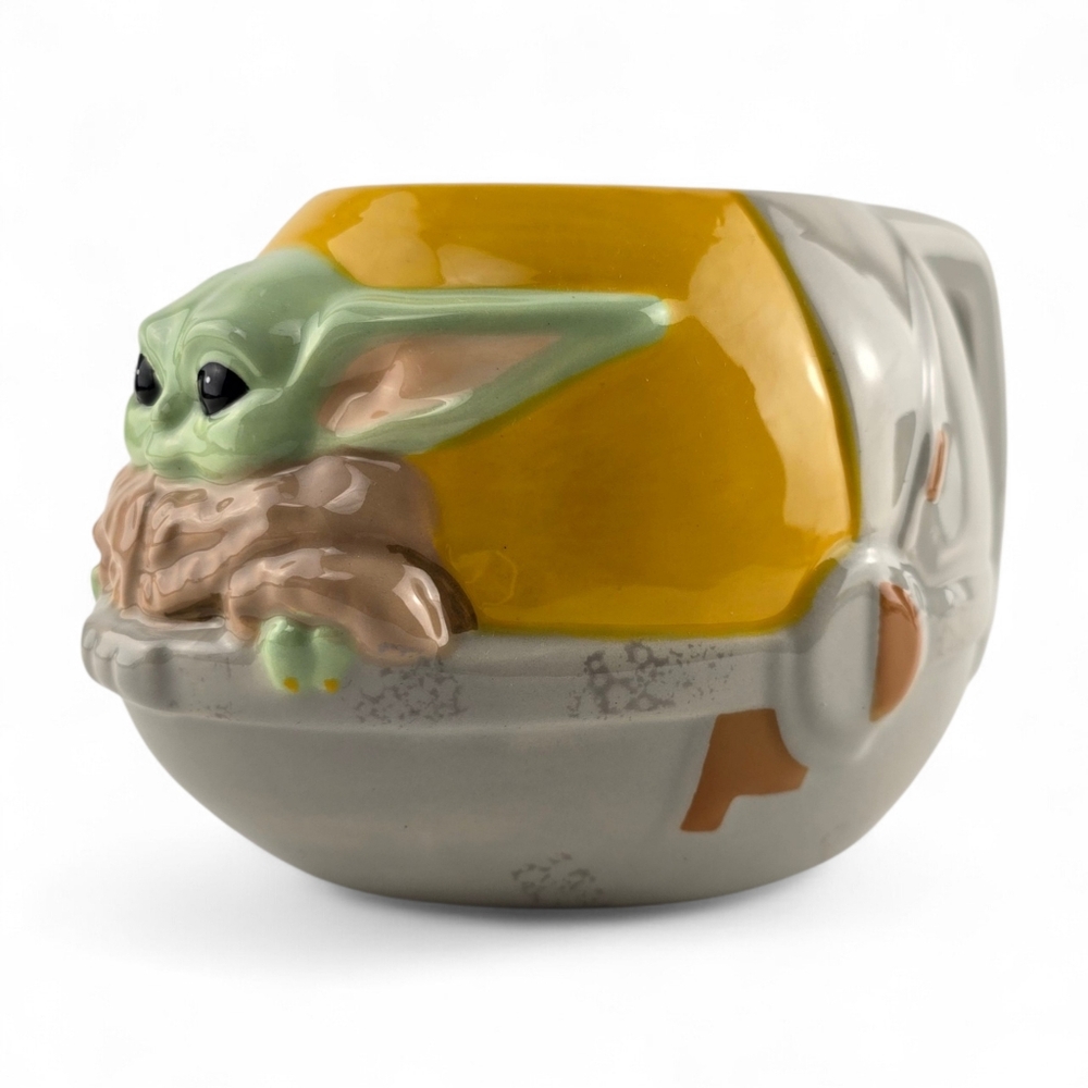 Zak Designs Star Wars The Mandalorian Baby Yoda Grogu 3D Sculpted Mug OS